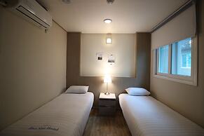 Dongdaemun Hwashin Hostel