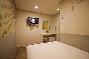 Dongdaemun Hwashin Hostel