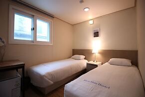 Dongdaemun Hwashin Hostel