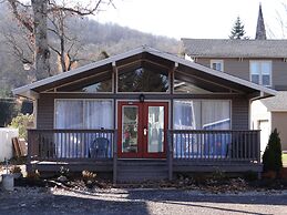Edelweiss Lodge