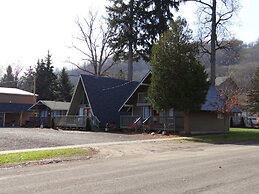 Edelweiss Lodge