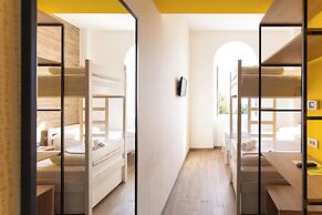 Hostel Link