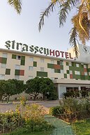 Strassen Hotel