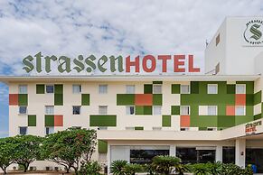 Strassen Hotel