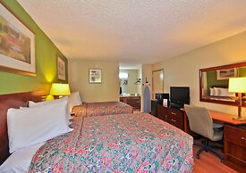 Country Hearth Inn & Suites Marietta