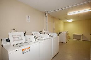 Country Hearth Inn & Suites Marietta