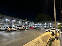 Executive Inn and Suites Jackson