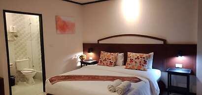 Outdoor Inn Kata Hotel