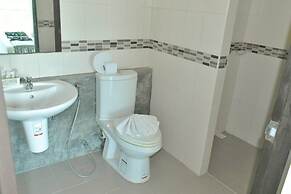 Outdoor Inn Kata Hotel