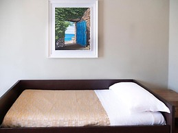 Kalamarina Rooms B&B