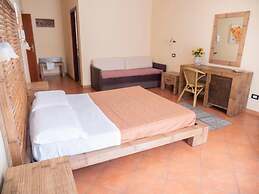 Kalamarina Rooms B&B