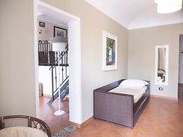 Kalamarina Rooms B&B