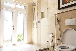 Leopard Beach Resort & Spa