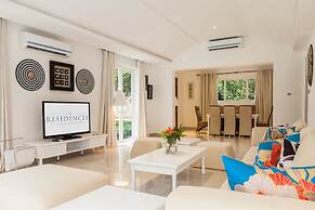 Leopard Beach Resort & Spa