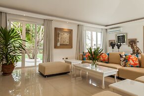 Leopard Beach Resort & Spa