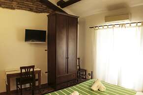 Sixtythree Guesthouse