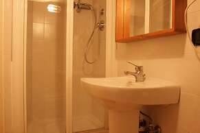 Sixtythree Guesthouse