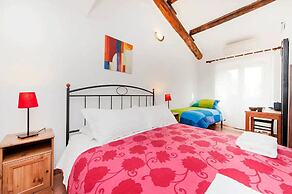 Sixtythree Guesthouse