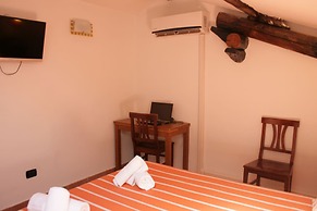 Sixtythree Guesthouse