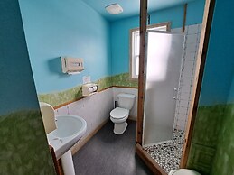 Auberge Jeunesse LouLou's Backpacker Hostel