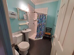 Auberge Jeunesse LouLou's Backpacker Hostel