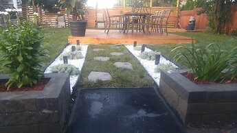 Auberge Jeunesse LouLou's Backpacker Hostel