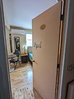 Auberge Jeunesse LouLou's Backpacker Hostel