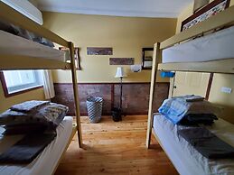 Auberge Jeunesse LouLou's Backpacker Hostel