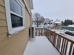 Auberge Jeunesse LouLou's Backpacker Hostel