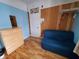 Auberge Jeunesse LouLou's Backpacker Hostel