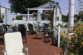 Auberge Jeunesse LouLou's Backpacker Hostel