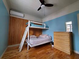 Auberge Jeunesse LouLou's Backpacker Hostel