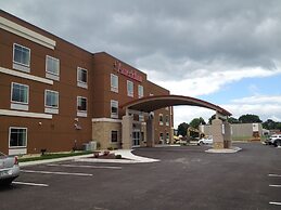 AmericInn by Wyndham Waupun