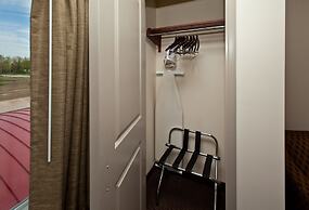 AmericInn by Wyndham Waupun