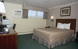 Travelers Inn