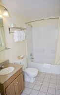 Travelers Inn