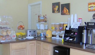 Travelers Inn