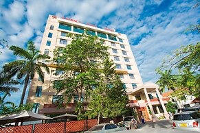 Regency Park Hotel