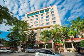 Regency Park Hotel