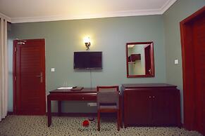 Regency Park Hotel