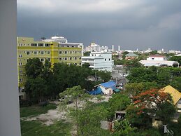 Komol Residence Bangkok