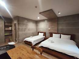 Komol Residence Bangkok