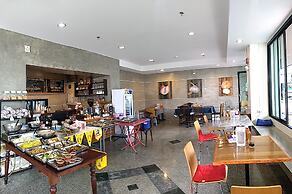 Komol Residence Bangkok