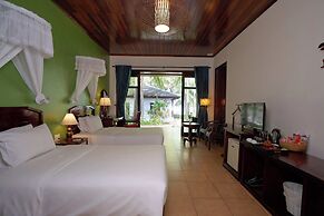 Lăng Cô Beach Resort