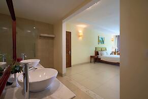 Lăng Cô Beach Resort