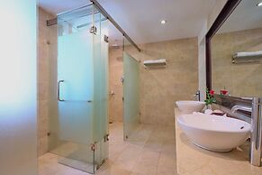 Lăng Cô Beach Resort