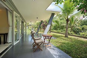 Lăng Cô Beach Resort