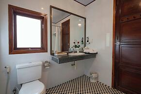 Lăng Cô Beach Resort