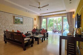 Lăng Cô Beach Resort