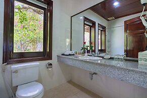 Lăng Cô Beach Resort